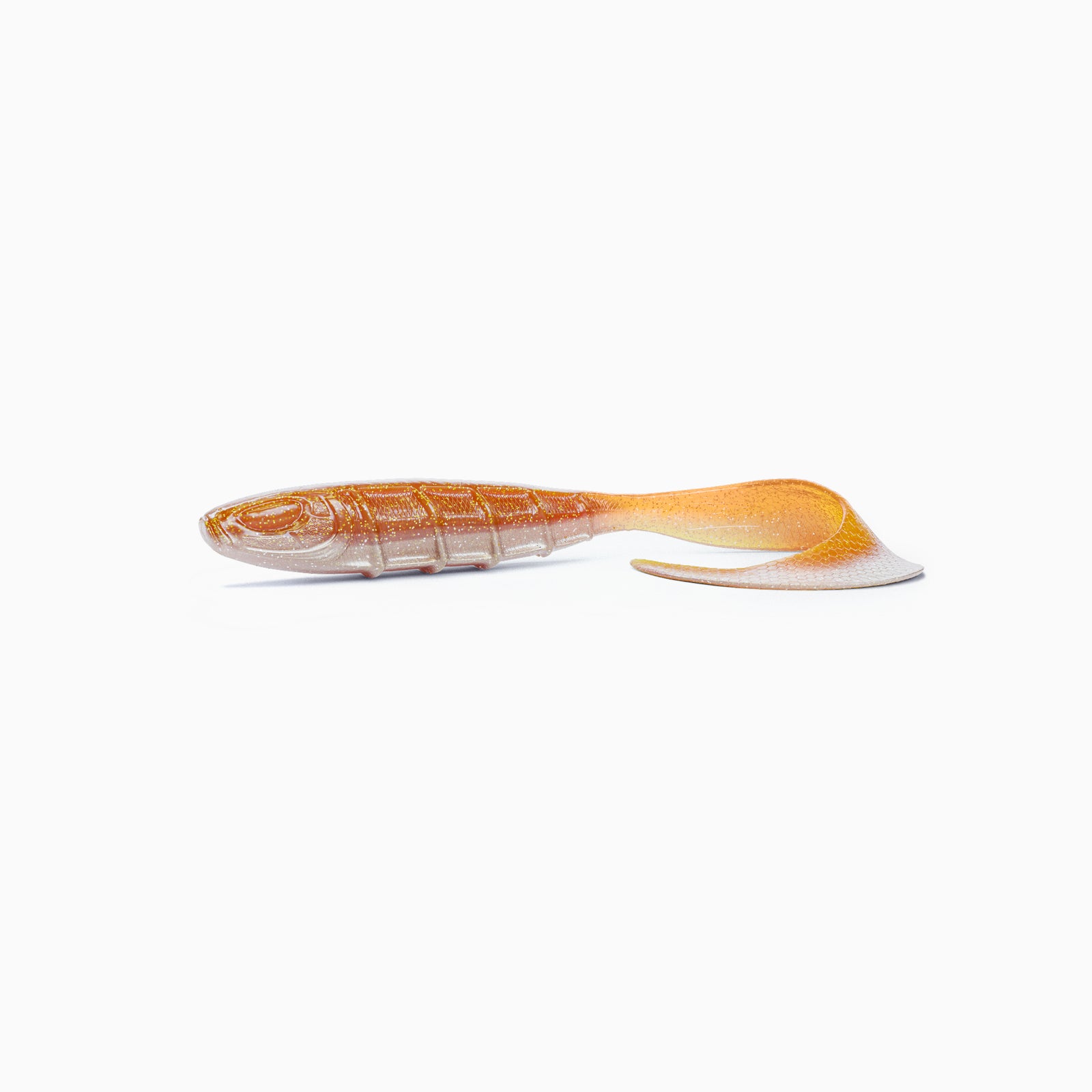 Das Bild zeigt unseren Twister-Schwanz-Gummiköder mit realistischem Augen-Design und typischer Rippenstruktur. Der Körper ist im auffälligen Gold gehalten, während der Bauch einen hellen Kontrast mit hellen Glitzer Partikeln bildet.